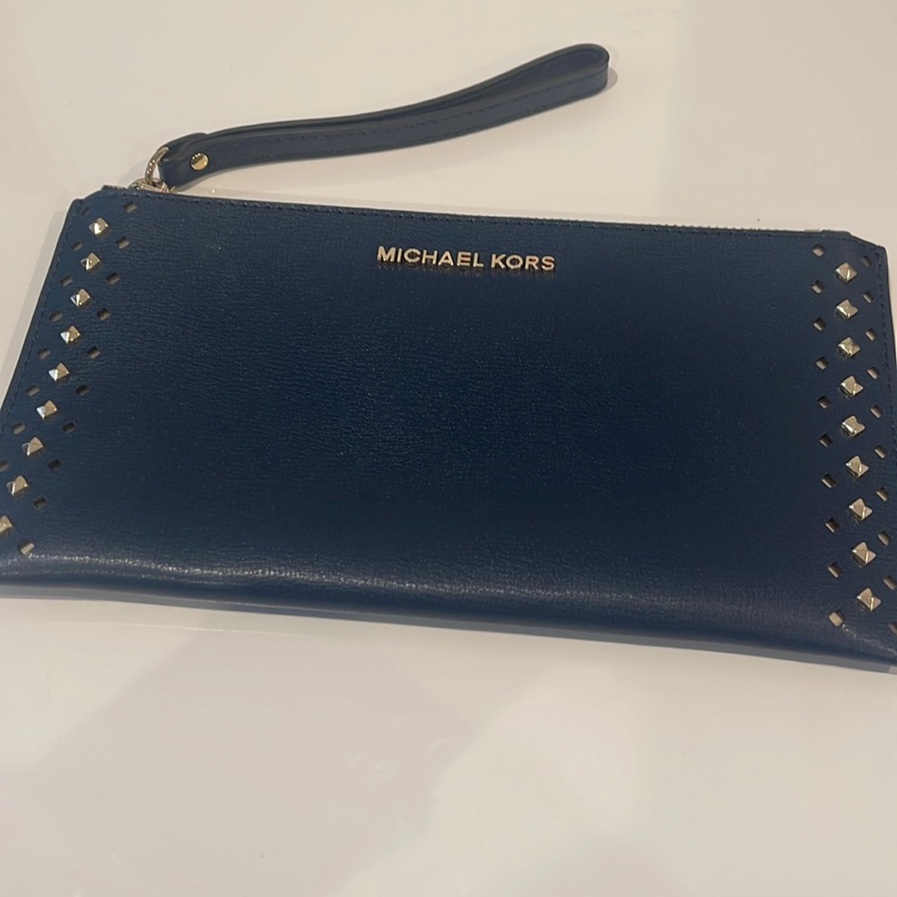 Michael Kors Large Zip Clutch